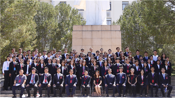 f3f5597ea1a6d061d4d647615da24402.jpg 大合照.jpg