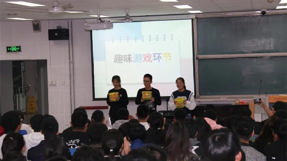 8cd7da707378646cc303795badedfcc7.jpg 大学10.jpg