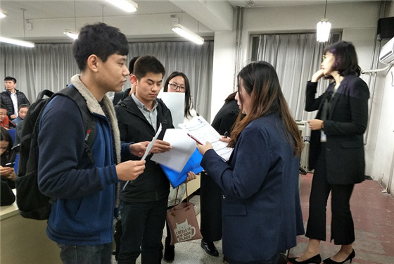 417ae534d2a1b49aeb7e42c30309b0d7.jpg 立谈环节_副本.jpg